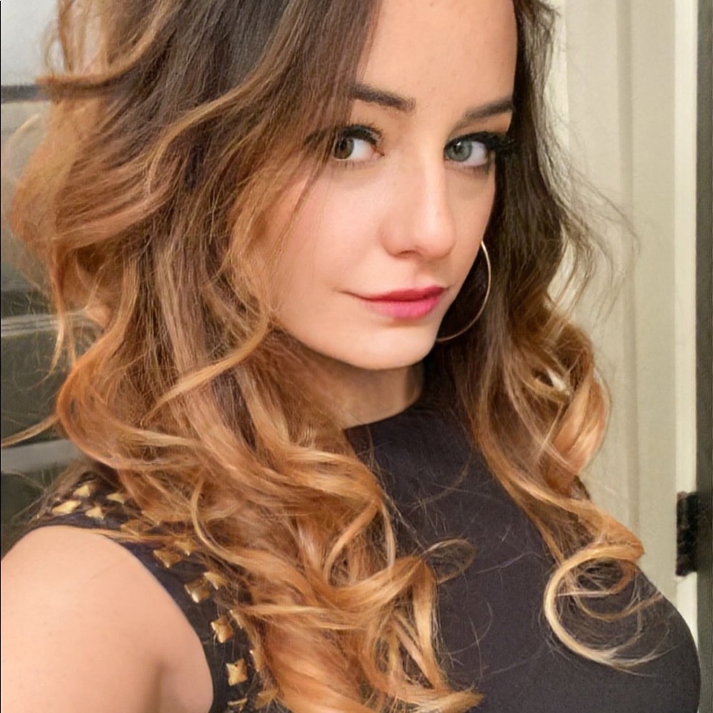 Meet your Posher, Mari